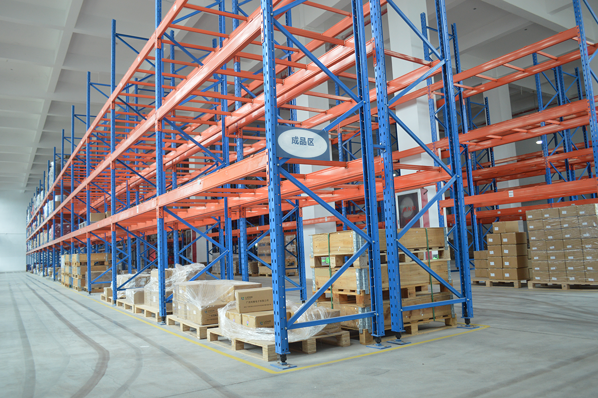 仓库货架全览-缩.png